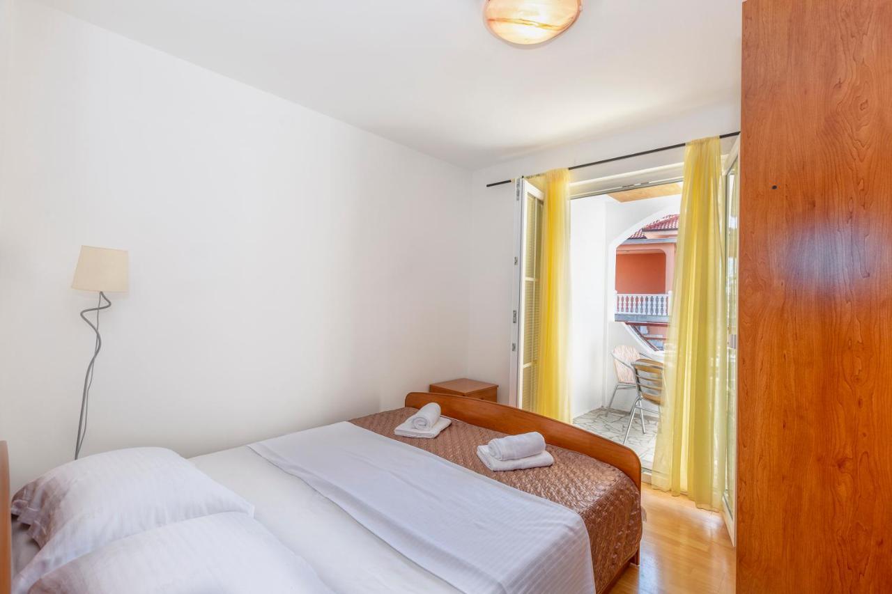 Apartmani Luky カルロバッグ エクステリア 写真